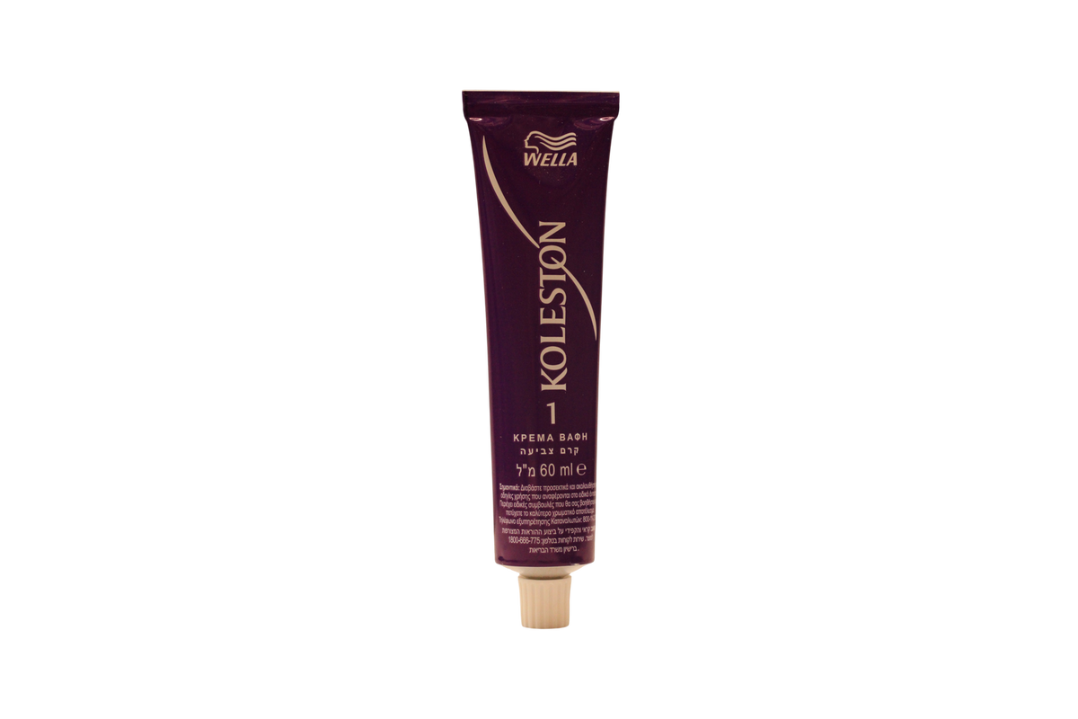 Wella Professionals Koleston Perfect Vopsea permanentă pentru păr 8/74 Șaten deschis roșu 60 ml Tester